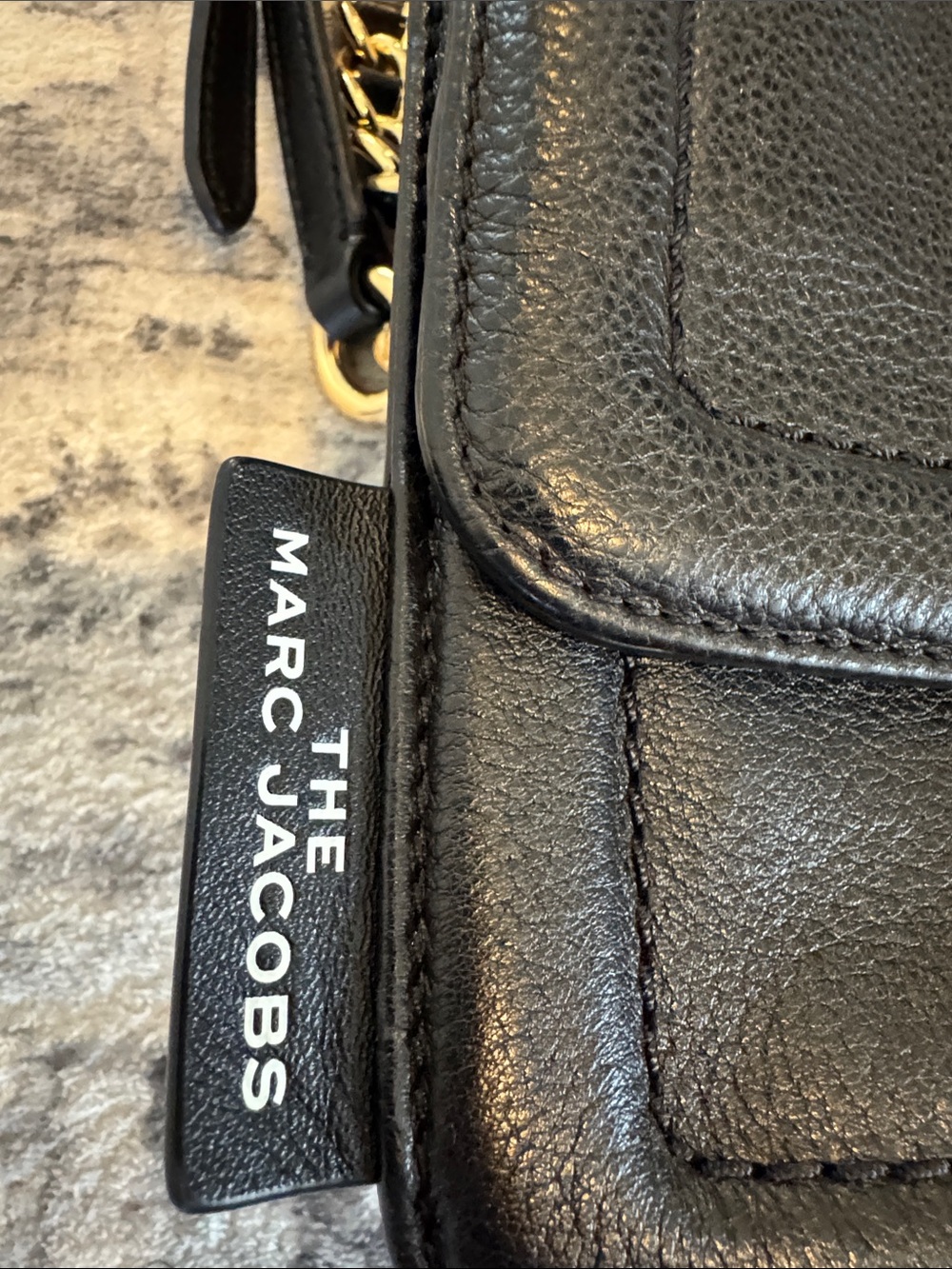 Marc Jacobs- The Cushion Bag - Picture 2 of 13